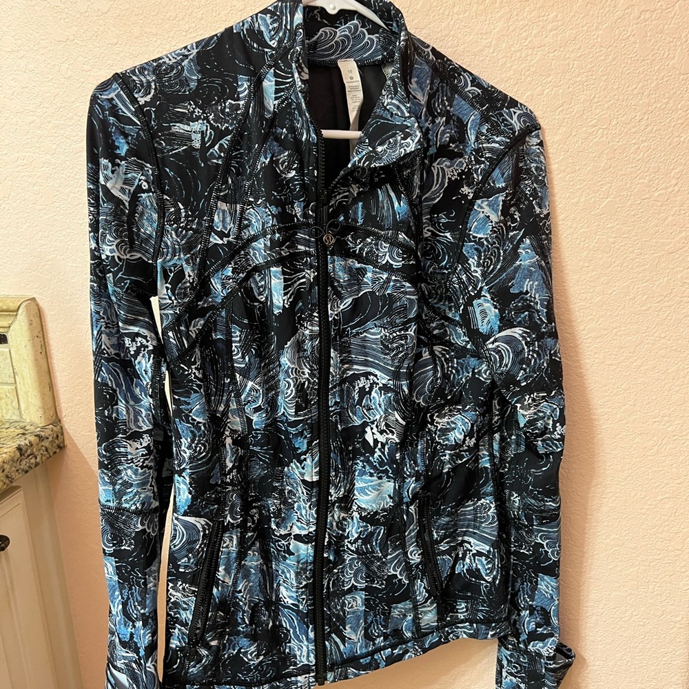 LULULEMON Define Jacket